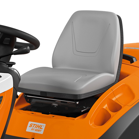 Regulacja wygodnego fotela bez użycia narzędzia Amortyzowany fotel w traktorze ogrodowym STIHL RT 5112 Z
