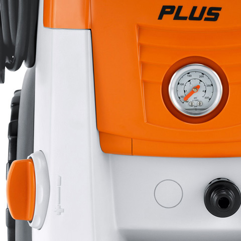 Redukcja zużycia wody Manometr i regulator ciśnienia redukujący zużycie wody w myjce wysokociśnieniowej STIHL RE 282 PLUS