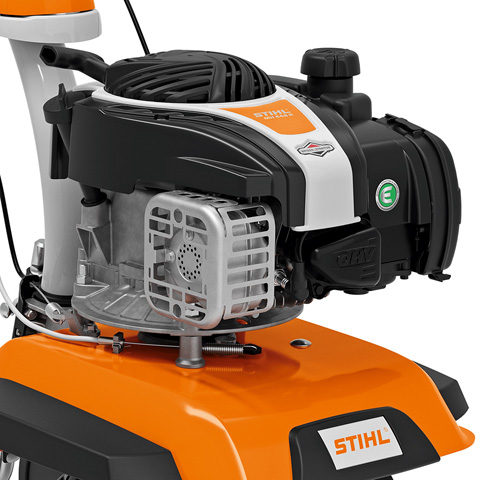 Bardzo wydajny silnik górnozaworowy Mocny silnik napędzający glebogryzarkę STIHL MH 445 R