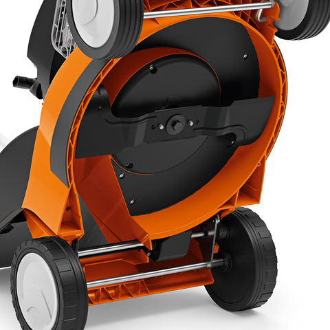 Optymalne ścinanie i wypełnianie kosza trawą Specjalny nóż łopatkowy kosiarki spalinowej STIHL RM 756 YS