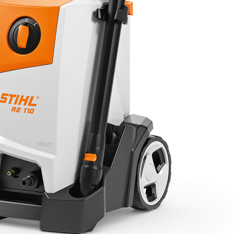 Wygodne przechowywanie lancy Specjalne miejsce na lance w myjce wysokociśnieniowej STIHL RE 110