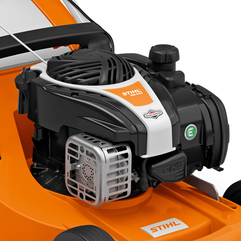 Minimum wysiłku podczas uruchamiania urządzenia System łatwego rozruchu w kosiarce spalinowej STIHL RM 655 V