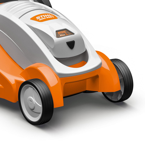 Obroty silnika dopasowywane do potrzebnej mocy System Eco-Modus kosiarki akumulatorowej STIHL RMA 339 C