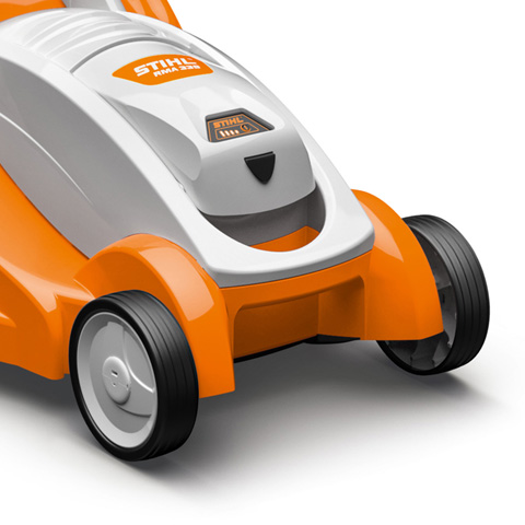 Obroty silnika dopasowywane do potrzebnej mocy System Eco-Modus kosiarki akumulatorowej STIHL RMA 339