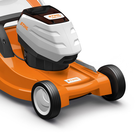Obroty silnika dopasowywane do potrzebnej mocy System Eco-Modus kosiarki akumulatorowej STIHL RMA 443
