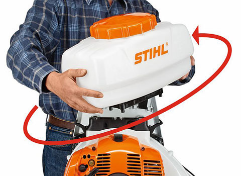 Dwa tryby pracy opryskiwacza Praktyczny przełącznik pracy w opryskiwaczu spalinowym STIHL SR 450