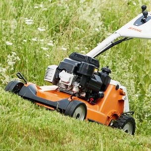 Kosiarka spalinowa STIHL RM 545 VM