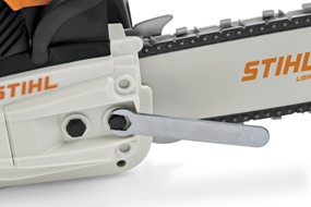 Pilarka łańcuchowa - zabawka na baterie STIHL