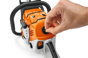 Pilarka łańcuchowa - zabawka na baterie STIHL